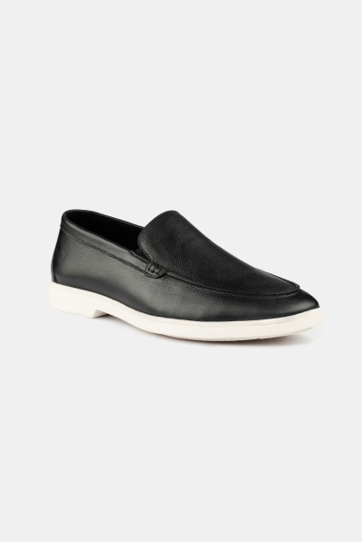 Designer, Leather,  Footwear, Loafers, Shoes, Luxury, Premium, Casualwear, Everyday wear, Flats, Casual, Stylish,  Modern, Classic, Comfortable, Sustainable, Formal Loafer, Men's Footwear , Men's Loafer, Heel Your Sole